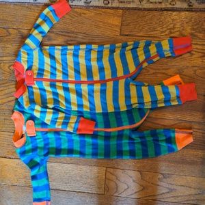 Bundle of two striped Hanna Andersson 6-12 month footless pjs